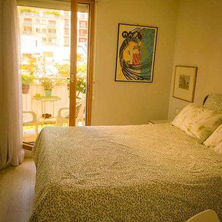 Double Room With Balcony Париж Экстерьер фото